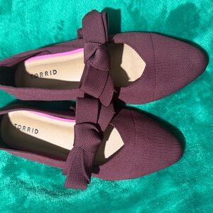 Torrid Women's Burgundy Bow Flats